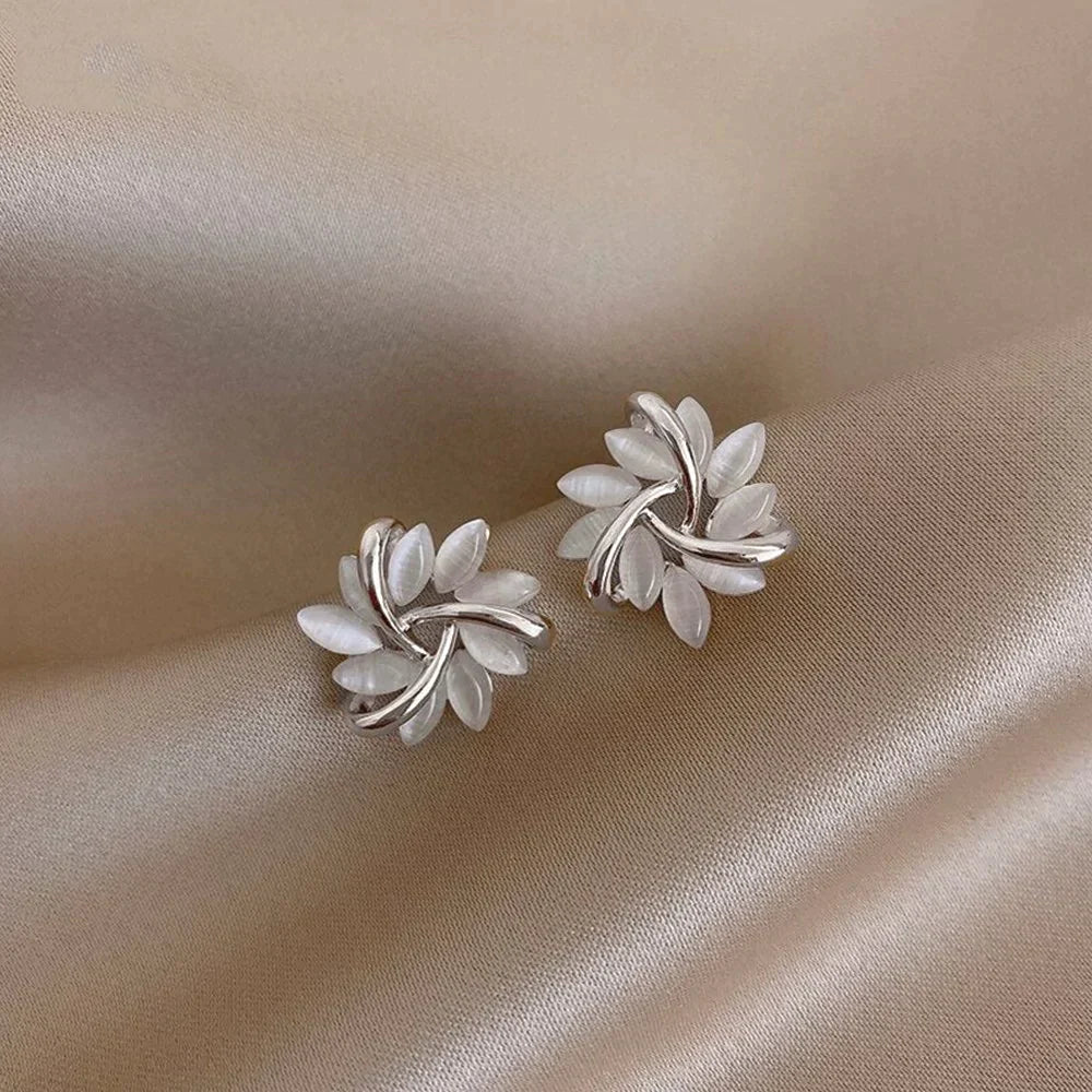 Boucles d'Oreilles en Or avec Fleurs d'Opale