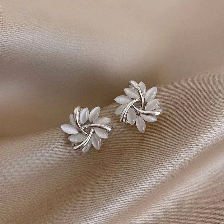 Boucles d'Oreilles en Or avec Fleurs d'Opale