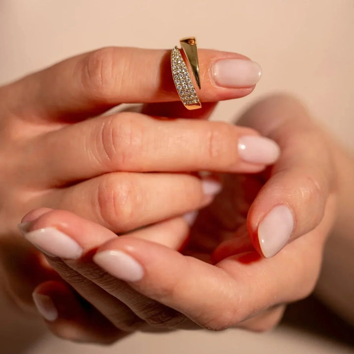 Éloïse – Une bague à la brillance intemporelle