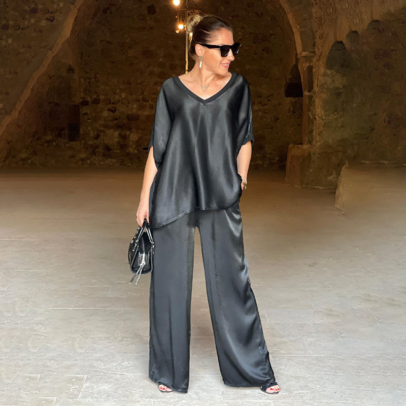 Pauline - Shimmering Satin Set