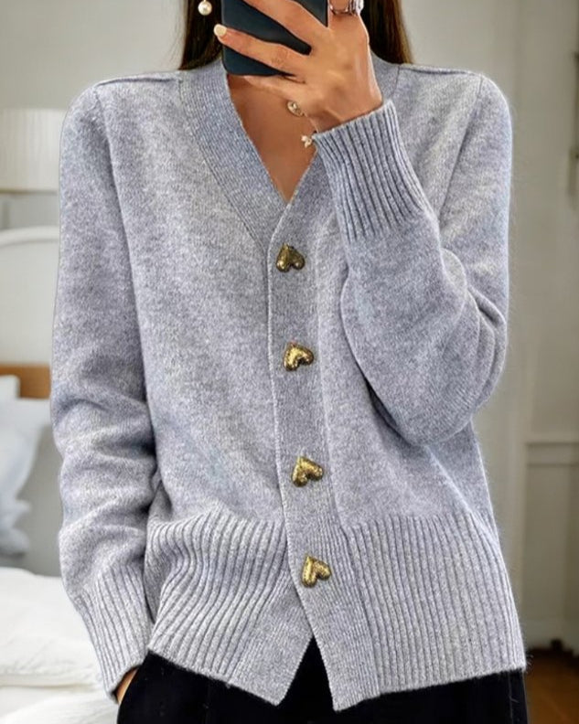 Eline™ | Élégant cardigan avec des boutons en forme de cœur