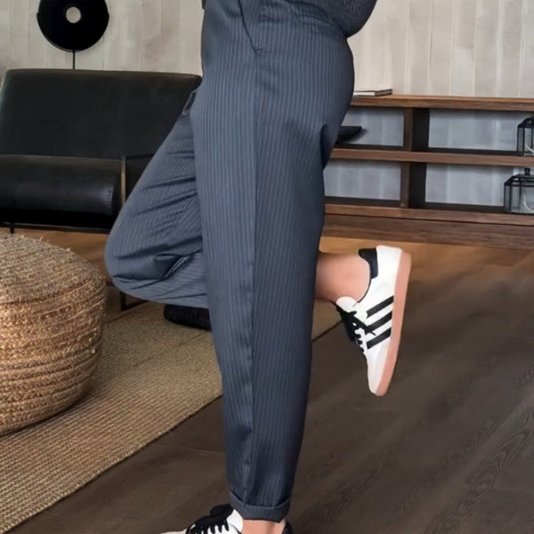 MATHILDA | PANTALON ÉLÉGANT ET FLATTEUR AVEC RAYURES