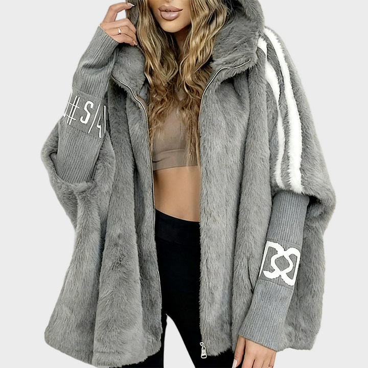 Karolína – Manteau Confortable avec Capuche
