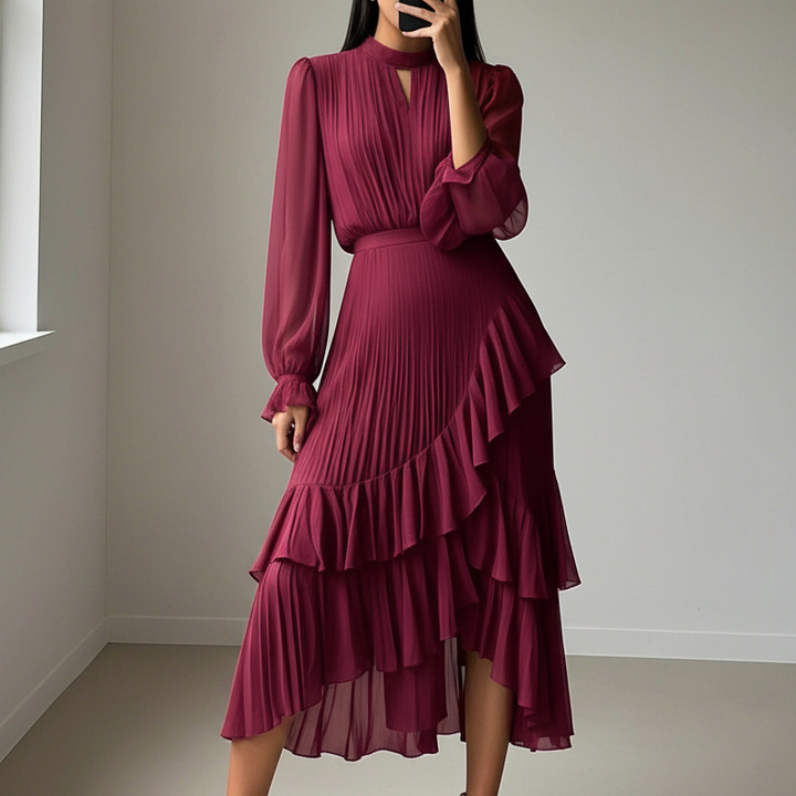 Robe midi plissée élégante avec volants