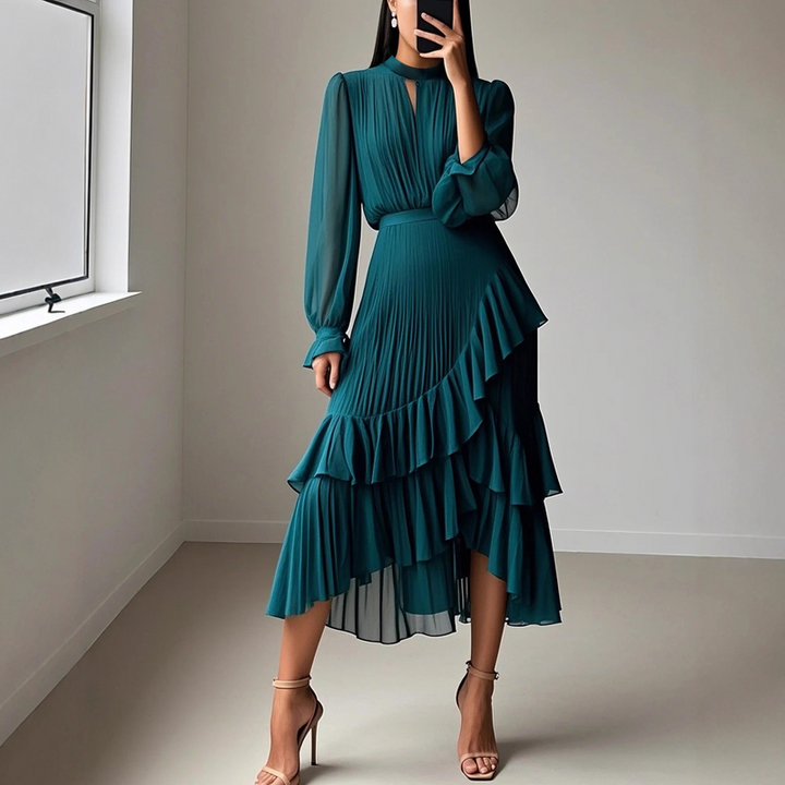 Robe midi plissée élégante avec volants