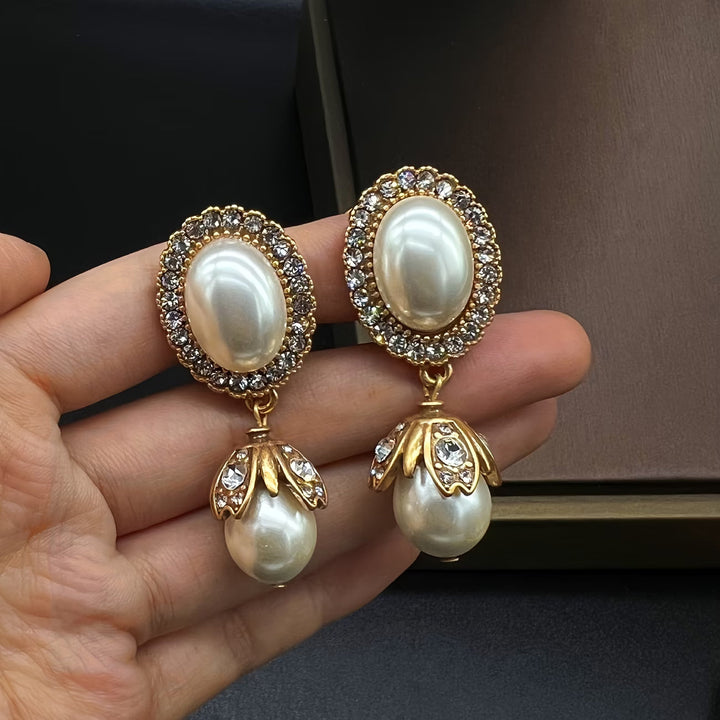 Boucles d'oreilles pendantes vintage en perles