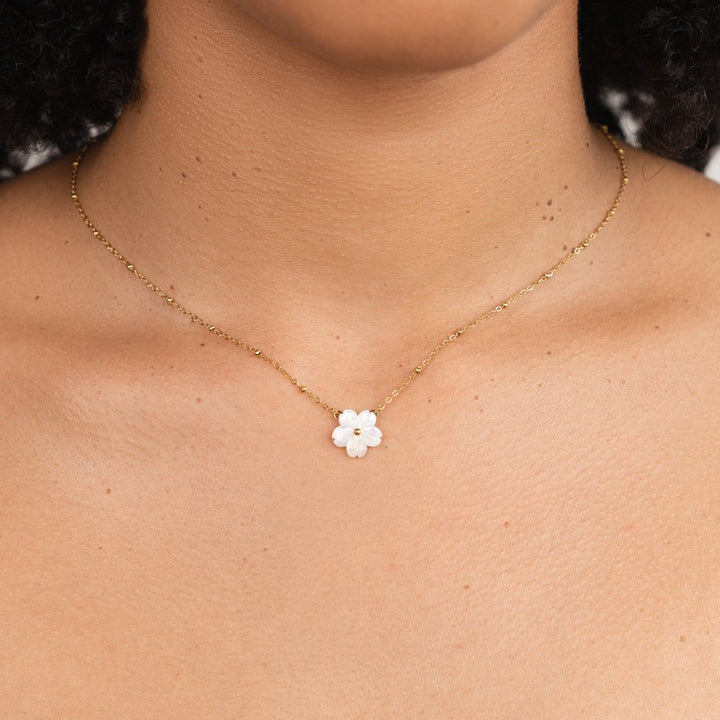 Collier Magnifiques Fleurs