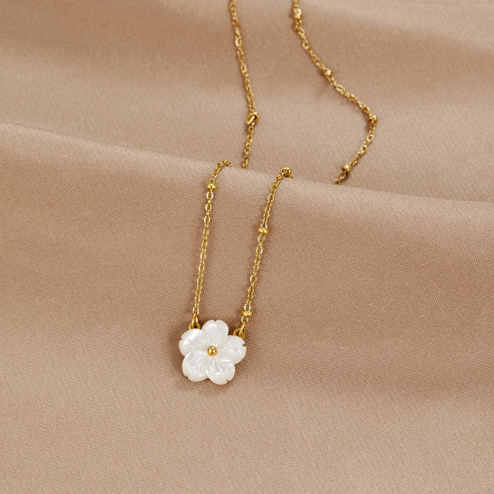 Collier Magnifiques Fleurs
